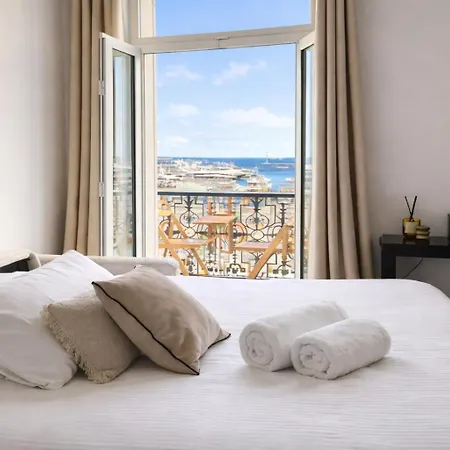 Deluxe Seaview Balcony - 2 Min Palais & Daire *