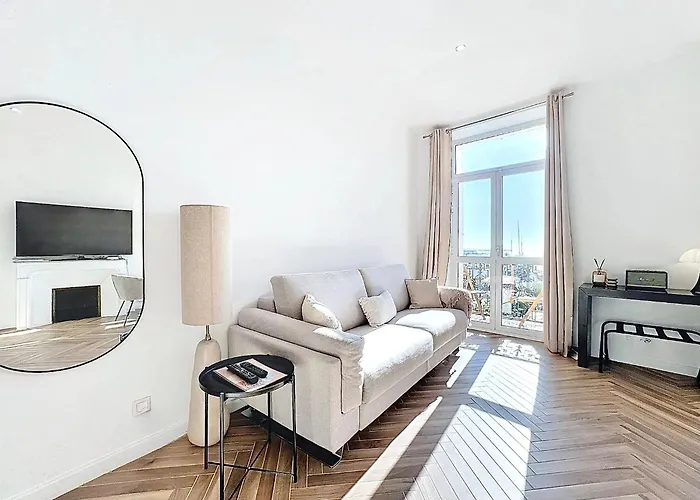 Deluxe Seaview Balcony - 2 Min Palais & Daire