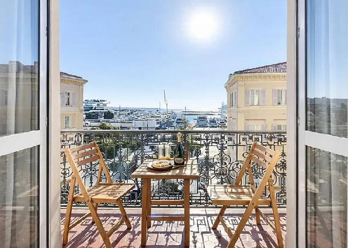 Deluxe Seaview Balcony - 2 Min Palais&beach Apartment